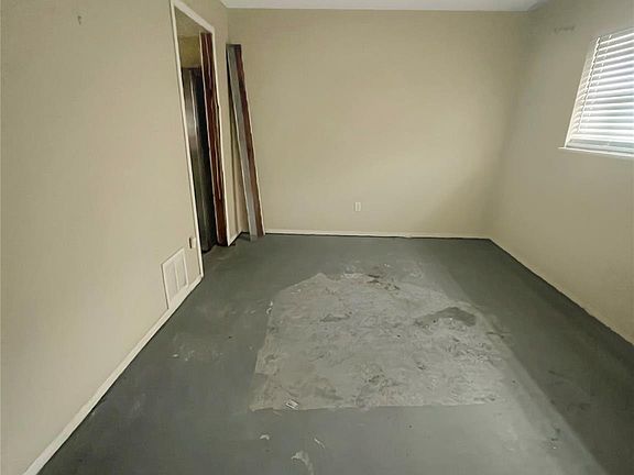 2nd image of 5410 Bungalow Ln