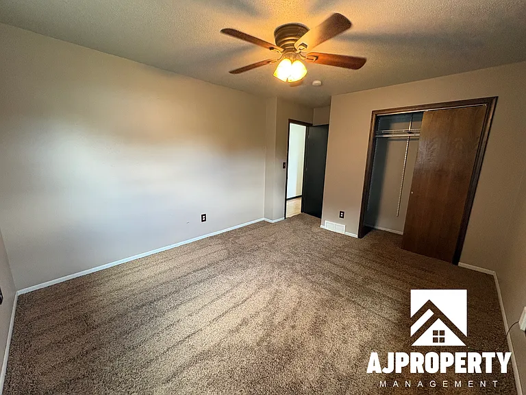 422 S Lincoln Ave — Photo 14