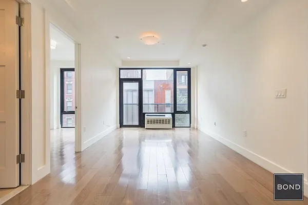 Rented by Bond New York | media 16