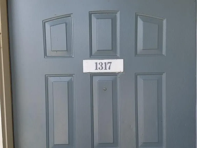 2450 Wickersham Ln #1317 — Photo 15