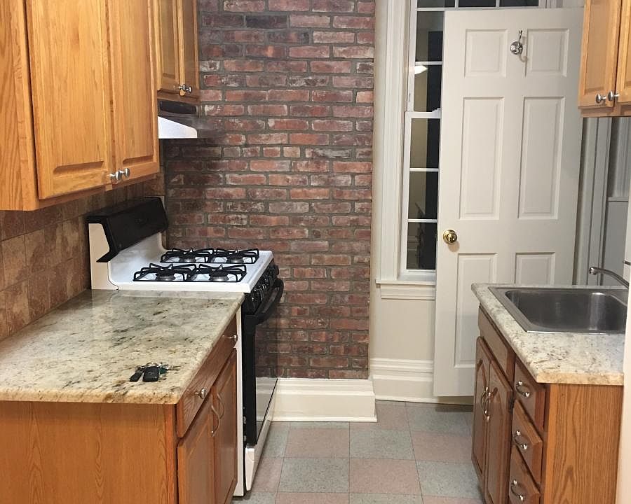 1st image of 7 Washington Ave