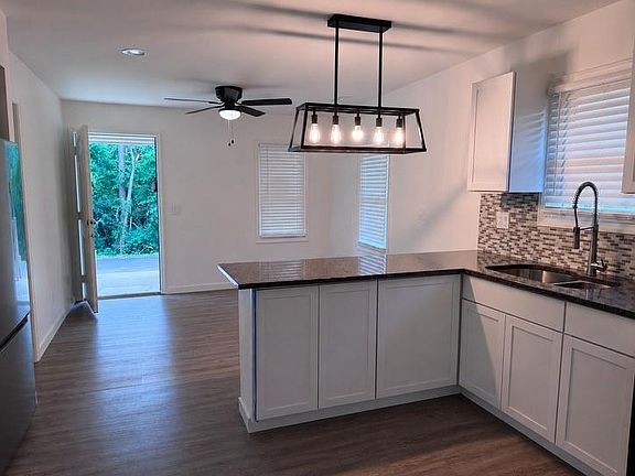 2nd image of 103 S 22nd St