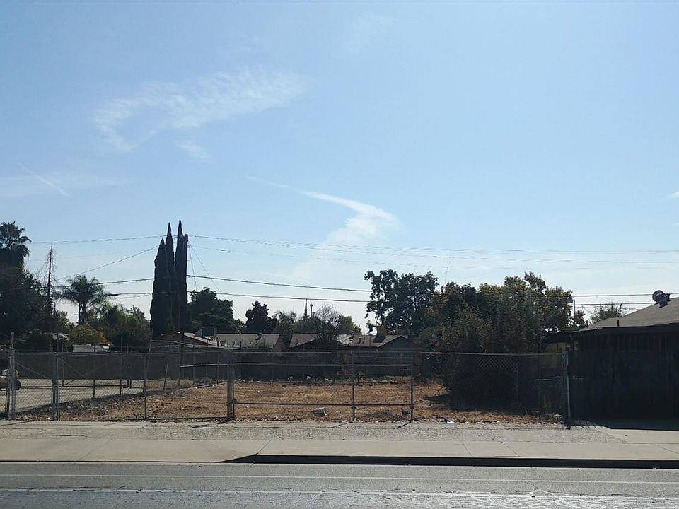 1st image of 4736 E Kings Canyon Rd