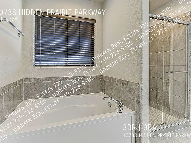 10738 Hidden Prairie Pkwy — Photo 29