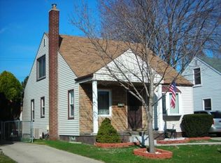 21145 Beechwood Ave, Eastpointe, MI
