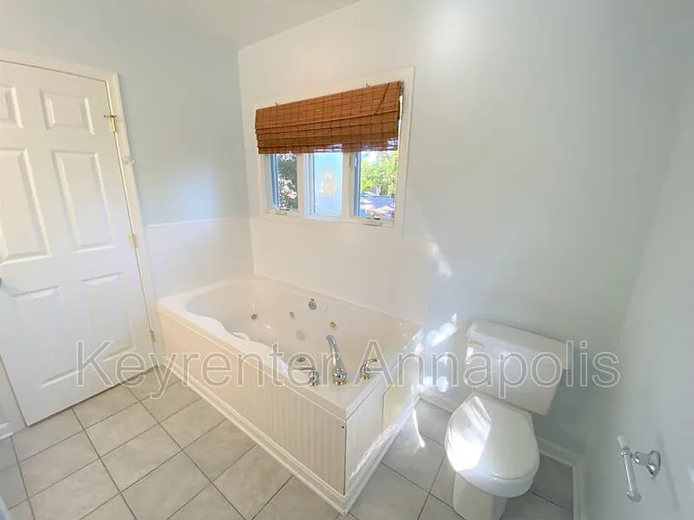 1161 Green Holly Dr — Photo 18