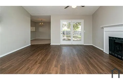 1544 Chapman St Photo 1