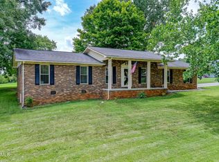 3133 Nickel Point Dr, Maryville, TN 37803
