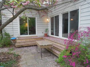 72 Harriet Dr, Princeton, NJ 08540