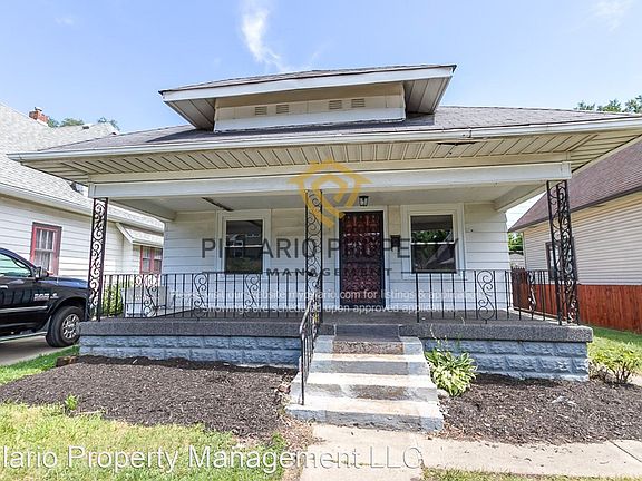 2nd image of 1109 N Kealing Ave