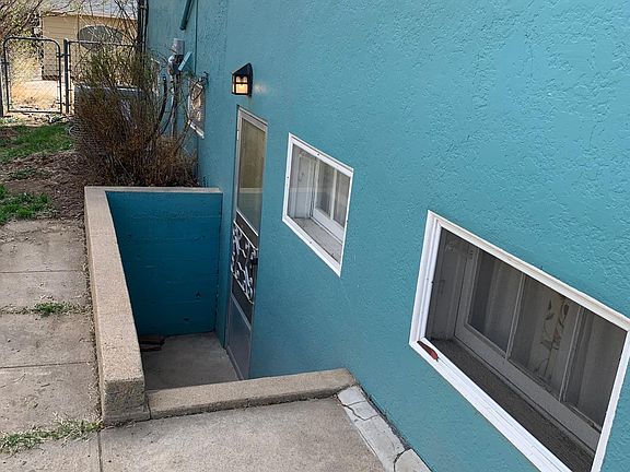 Separate entrance to basement