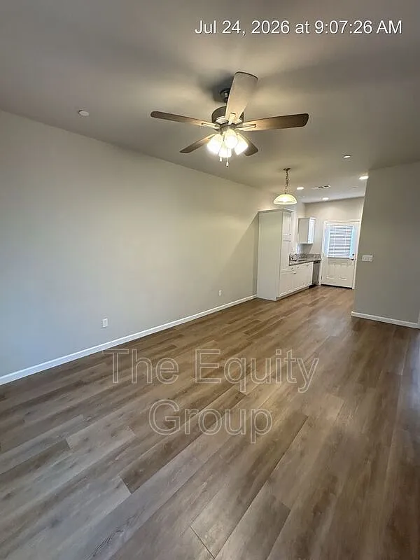2 bed, 2.5 bath, $1,850 — Photo 3