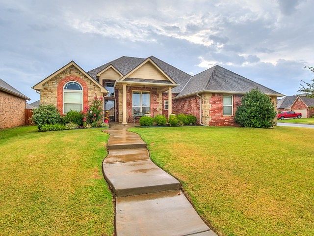 1st image of 15313 Misty Park Dr