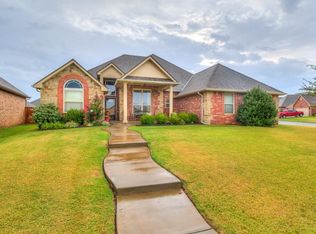 15313 Misty Park Dr, Edmond, OK 73013