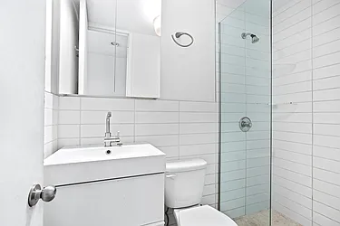 Rented by Pinnacle City Living