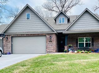 8110 S Sandusky Ave, Tulsa, OK 74137