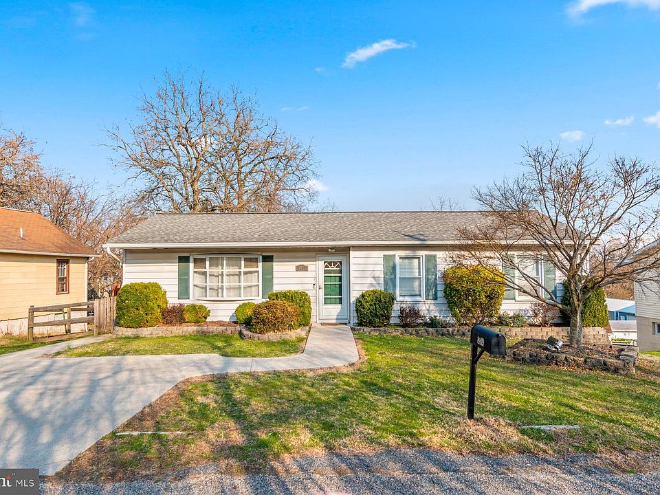 1st image of 8819 Jasper Ln