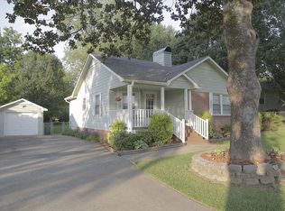 1619 Parnell Dr, Leeds, AL 35094