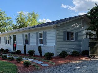 2841 N Shore Dr, Suffolk, VA 23435