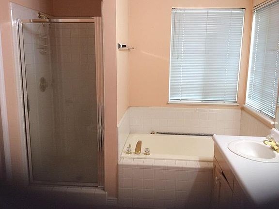 4th image of 3689 S Europa Dr