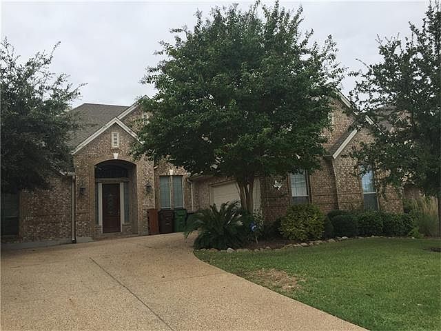 1st image of 1220 Pine Forest Cir