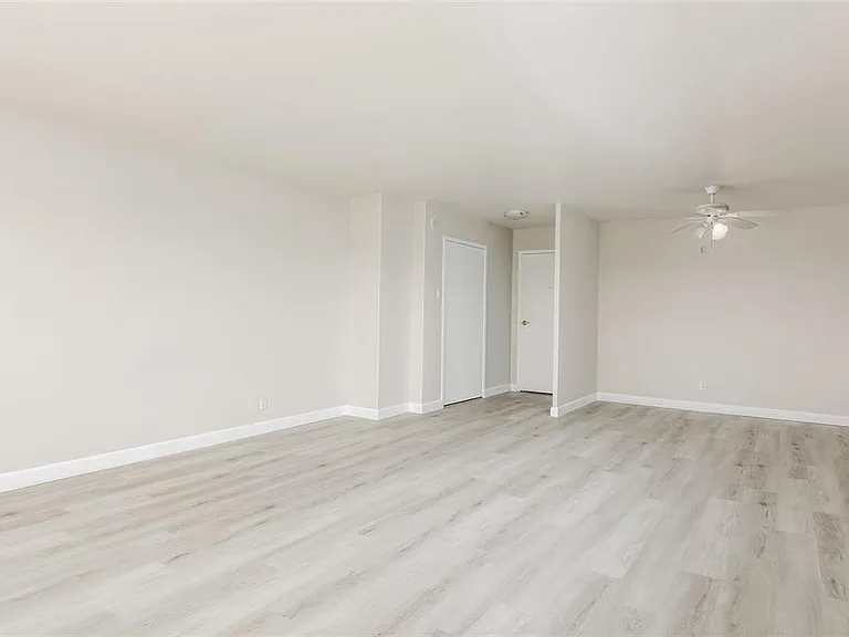 10355 Paradise Blvd #213 — Photo 18