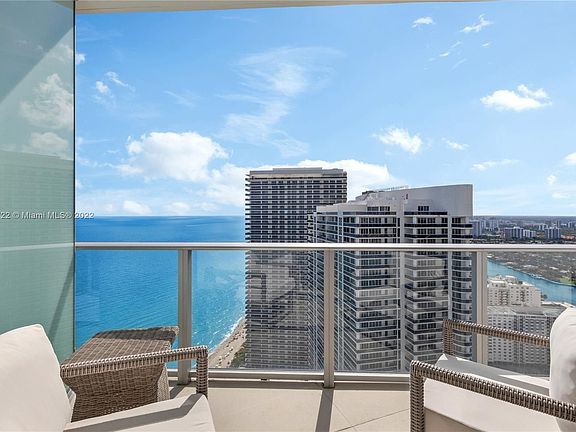 3rd image of 4111 S Ocean Dr #Lph3