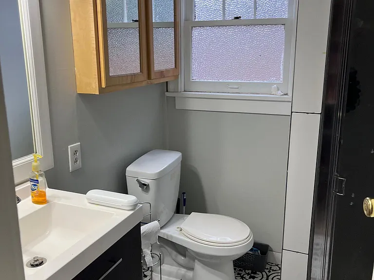 4731 19th Ave NE — Photo 16