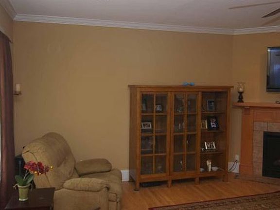 5th image of 3620 Cattail Ln