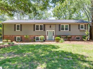 8 Tara Ave, Taylors, SC 29687