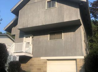 38 Baytree Dr, Wheeling, WV 26003