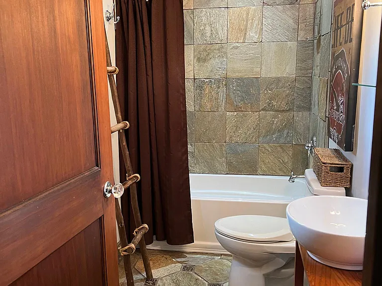 507 James Blvd — Photo 14