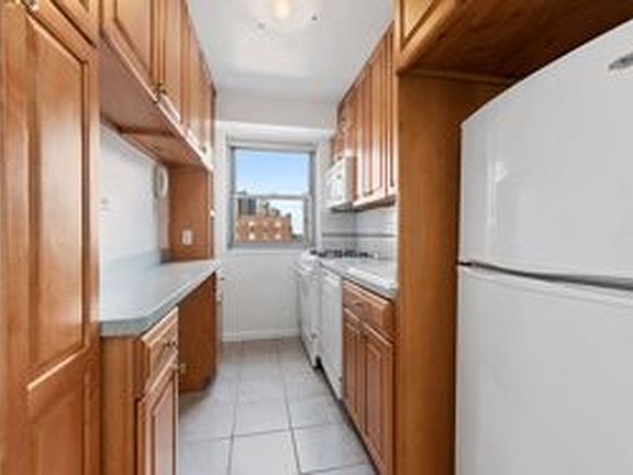 4th image of 230 Jay St APT 17F