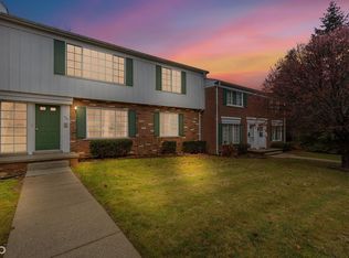 490 Miller Ave APT 105, Rochester, MI 48307