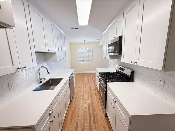 5th image of 8096 Juniper Ave