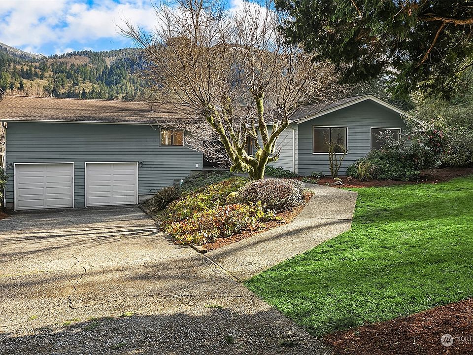 1st image of 1740 Brookside Drive SE