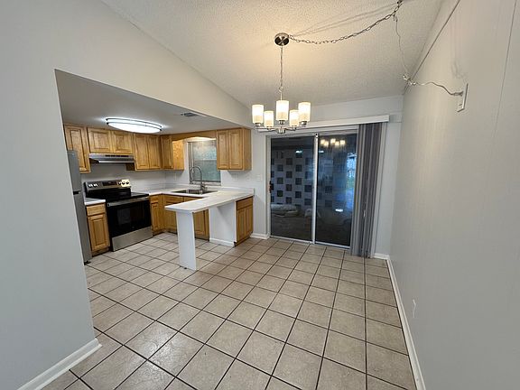 3rd image of 2600 21st St NW APT 5