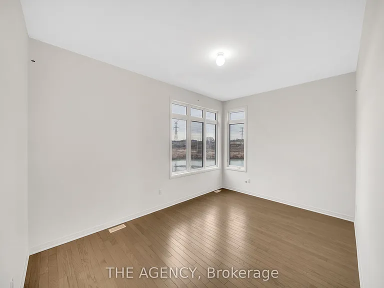 275 Port Darlington Rd — Photo 22