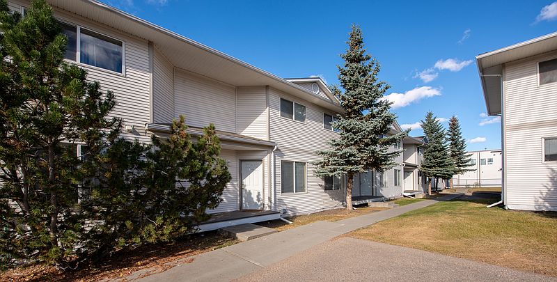 Spruce Grove Apartment for rent - 2 Bedrooms — photo 83