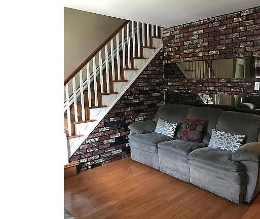 5th image of 4641 Weymouth St