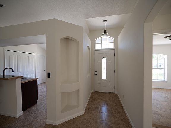 4th image of 1658 SW Tivan Lane