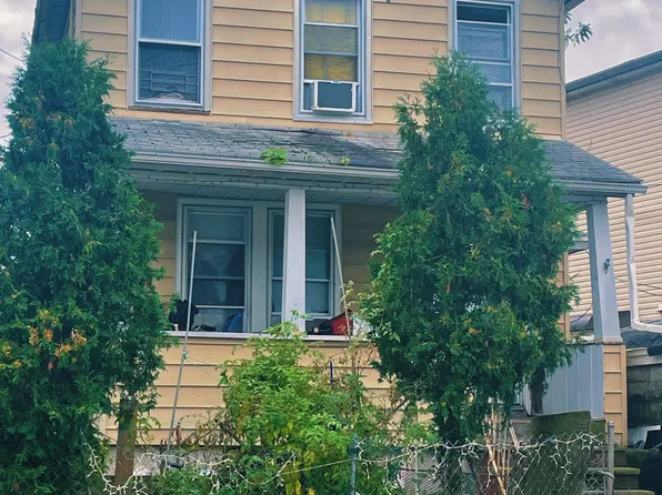 158 Blackford Ave, Staten Island, NY 10302