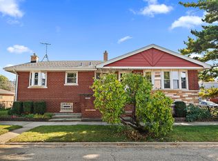 5701 S Mayfield Ave, Chicago, IL 60638