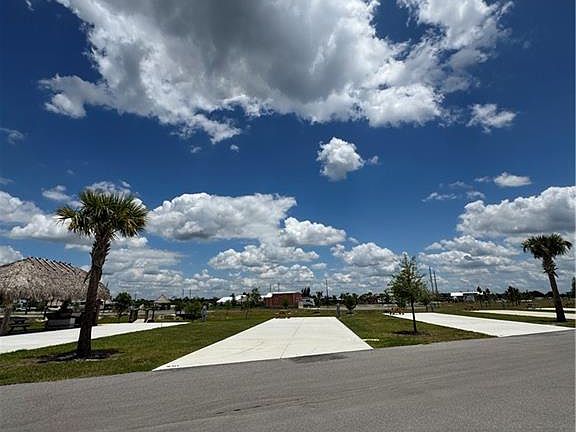 5th image of 251 Horizon RD