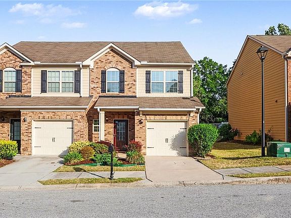 3rd image of 3199 Garden Glade Ln