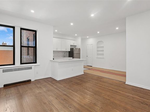 3rd image of 30-06 29th St #6N