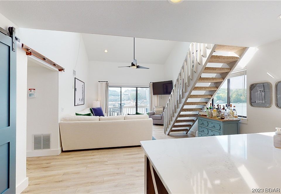 1st image of 6570 Pelican Dr Unit 315