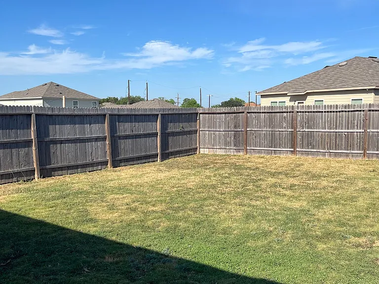 7515 Crestway Rdg — Photo 15