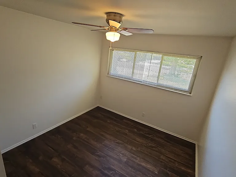 44836 Lorimer Ave — Photo 6