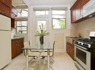 142 Luquer St, Brooklyn, NY 11231